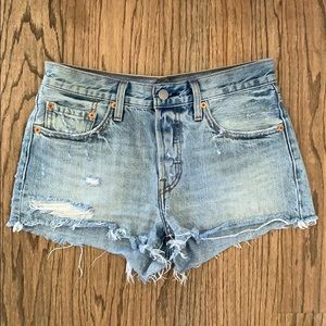 Levi’s 501 Cut Off Shorts